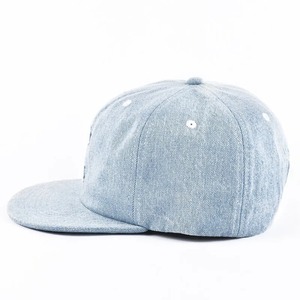 Casquette Snapback en jean de baseball en gros, fabrication vietnamienne, visière plate, 5 panneaux, logo brodé 3D personnalisé, style sport unisexe en denim - Product Image 3