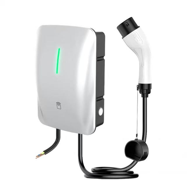 7kW/11kW/22kW OCPP Certificated Swipe-Activated AC EV Charger | Type 2 | IP65 Protection for Commercial & Residential Parking