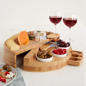 <span class=keywords><strong>Planche</strong></span> de service à fromage pivotante, Compact et personnalisé en bambou avec jeu de couteaux - Product Image 3