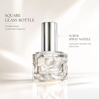 Flacon de parfum carré en verre mat de haute qualité 10 ml avec bouchon à vis, rechargeable, pour emballage de soins de la peau, étiquette OEM, vente chaude