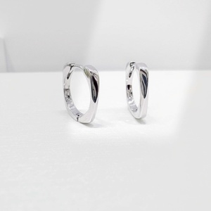 Pendientes de aro geométricos sencillos de plata de ley 925 OEM, diseño clásico para uso diario, elegantes, a la moda, para profesoras y mujeres. - Product Image 2