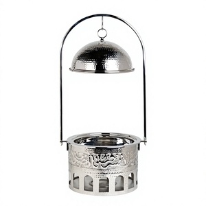 Olla caliente de metal de diseño moderno con acabado plateado y soporte para uso doméstico y en hoteles, calentador de alimentos, ollas para servir comida en oferta. - Product Image 1