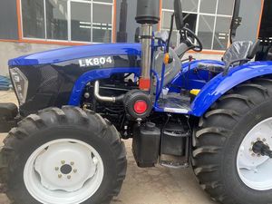 70HP 80HP 90HP 100HP Proveedor de China Equipo de maquinaria agrícola 20-50HP Tractores para jardín Césped Cultivo Arroz Trigo Patata Cepillado - Product Image 4