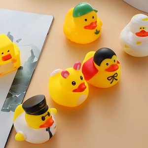 Nổi tắm đồ chơi Y tá Nghề Nghiệp squeaker 2 inch màu vàng Ducky số lượng lớn loại cao su vịt - Product Image 3