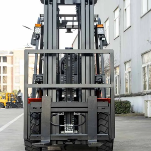 Chariot élévateur diesel 5 tonnes, chariot élévateur robuste Toyota, chariot élévateur durable avec moteur japonais - Product Image 4