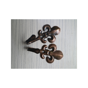 Ganchos para accesorios de cortina de inspiración indonesia de diseño moderno Material Premium para decoración de ventanas sofisticada - Product Image 1