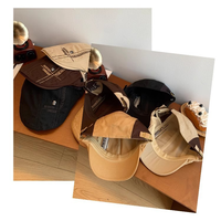 Haute Qualité Rétro Unisexe Coton Sergé Personnalisé Broderie Logo Respirant Gavroche Lvy Bérets Casquettes Sport Pêche Toutes Saisons