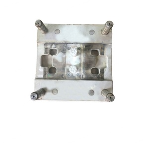 Nouvel article OEM en vogue : Accessoires de moulage par injection en plastique pour moules en fer, pour manchons de protection haute tension pour transformateurs - Product Image 1