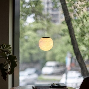 Lampe suspendue LED moderne minimaliste en marbre avec télécommande, CRI 90 élevé, lumière chaude pour chambre à coucher, salle à manger, comptoir de bar et bureau - Product Image 2