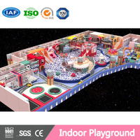 Équipement de jeu en plastique pour enfants pour parcs d'attractions, château gonflable intérieur, espace de jeu commercial, utilisation en centre commercial, grande capacité