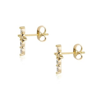 Boucles d'oreilles clous en zircon les plus vendues, élégantes et étincelantes, bijoux de mode pour femmes, boucles d'oreilles classiques en pierre pour fêtes et anniversaires - Product Image 4