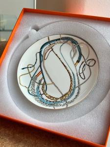 Vajilla de Cerámica Ecológica de Estilo Occidental de 26 cm, 2 Juegos de Platos para Ensalada, Pasta y Carne con Borde Dorado para Regalos y Uso en la Cocina - Product Image 5