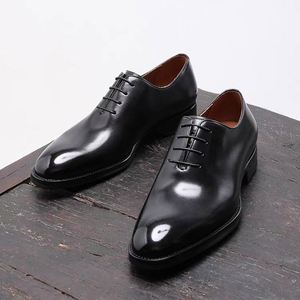 Zapatos de Cuero Casuales de Negocios Británicos con Relieve Brook, Suelas Gruesas Brillantes, Zapatos de Hombre de Cuero Pintado a Mano - Product Image 6