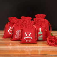 Pochette personnalisée en flanelle rouge et suède avec cordon de serrage, élégante pour cadeaux de mariage, emballage de vêtements, impression de logo personnalisé pour sacs promotionnels