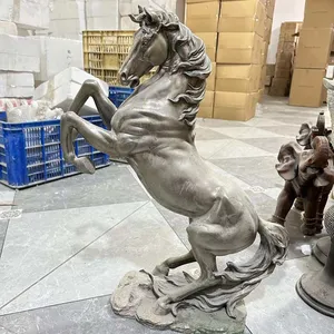 تمثال حيوان راتنج مخصص تمثال بالحجم الطبيعي من الراتنج تمثال تمثال للحصان الأسود بلهجة الحصان للبيع