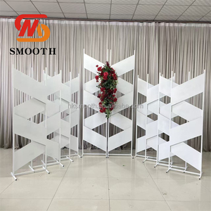 Arco de Hierro para Bodas y Banquetes Personalizado de Fábrica, Arco de Metal Blanco con Patrón, Soporte para Fondo de Escenario - Product Image 2