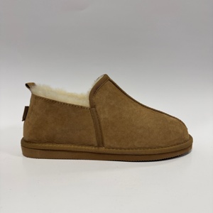 Mules d'hiver unisexes en peau de mouton douce double face avec semelle intérieure en peau de mouton et semelle extérieure en <span class=keywords><strong>mousse</strong></span> à mémoire de forme EVA pour une utilisation intérieure et extérieure - Product Image 1