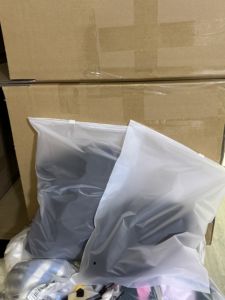 <b>Mixed</b> Bales Vendor Stock Clothes High Quality Bulk Wholesale Women's Used Clothing Dresses Random Shipment - Product Image 1