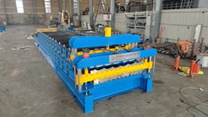 <span class=keywords><strong>Machine</strong></span> Glaons <span class=keywords><strong>Machine</strong></span> à gouttière sans soudure Volet roulant <span class=keywords><strong>Machine</strong></span> <span class=keywords><strong>Prix</strong></span> <span class=keywords><strong>surfilage</strong></span> DX usine - Product Image 2