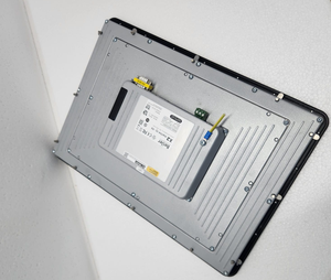 Panel Táctil Beijer X2 Marine 15-B2 640001605 Usado - Product Image 5
