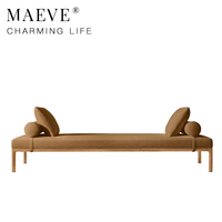 Banc rembourré moderne et minimaliste avec structure en bois massif, couleur personnalisable pour salon, chambre, villa
