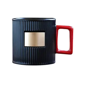 1971 Bintang Bucks Mug Hitam Klasik Segel Perunggu Emas Mug Terbatas Pola Garis-garis Vertikal Cangkir Kopi Mug Keramik