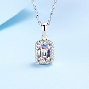 Fábrica al por mayor <span class=keywords><strong>Moissanite</strong></span> diamantes Esmeralda collar joyería de plata 925 <span class=keywords><strong>Moissanite</strong></span> cadena colgante collares para mujeres - Product Image 2
