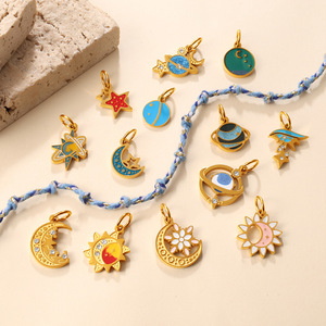 Colgantes Temáticos de Estrella, Luna y Sol en Oro, Dijes de Planeta con Engaste de Garra, Accesorios de Joyería DIY, Uso Diario Unisex - Product Image 1