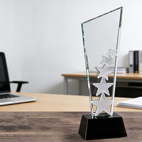 Article phare : Trophées en cristal poli inspirés des stars, gravables pour les concours académiques, les concours de talent jeunesse et les récompenses des clubs d'astronomie