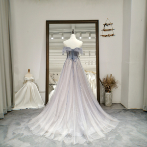 Jancwember RL131 Vestido de Novia Moderno con Escote Corazón, Sin Mangas, con Apliques, Largo hasta el Suelo - Product Image 3