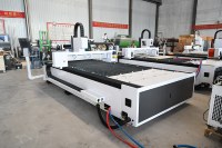 Máquina de Corte a Laser de Fibra Óptica Automática Profissional de Alta Potência para Metal do Fabricante