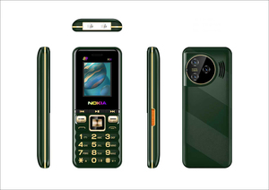Nouveau design X30 1,8 pouces 2G GSM Batterie grande capacité 1800mAh Quad <span class=keywords><strong>Sim</strong></span> <span class=keywords><strong>4</strong></span> cartes <span class=keywords><strong>SIM</strong></span> Téléphone portable Téléphone à fonctions - Product Image 4