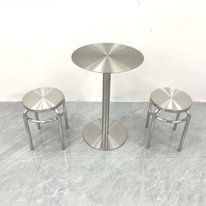 Tavolo Bistrot in Acciaio Inox Industriale, Arredamento per Ristoranti, Soggiorni Esterni e Hotel - Pronto per la Spedizione - Product Image 4