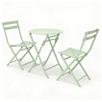 Ensemble bistrot pliant en métal vert pastel et rose certifié BSCI, table et chaises pliantes en fer à lattes pour balcon et café