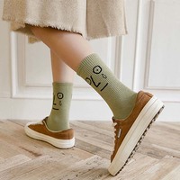 Chaussettes colorées amusantes à l'expression amusante, tendance Harajuku coréenne, chaussettes pour filles Kawaii, chaussettes unisexes, chaussettes surprises pour femmes