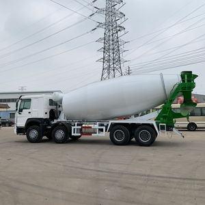 Produit populaire Sinotruk Howo utilisé <span class=keywords><strong>camion</strong></span> <span class=keywords><strong>malaxeur</strong></span> à béton <span class=keywords><strong>8X4</strong></span> 12-20 mètres cubes camions malaxeurs personnalisés - Product Image 3