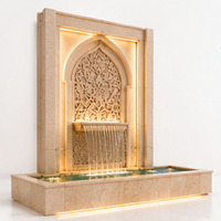 Fontaine murale en pierre naturelle Salsabil Royal, élément aquatique architectural islamique du Moyen-Orient pour cour et hôtel de luxe