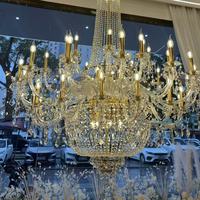 Lustres LED en métal de luxe modernes en gros avec couleur personnalisable Fabriqués en Chine pour les mariages