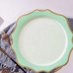 Nouvel Arrivage en Gros : Service de Vaisselle en Porcelaine Fine avec Bord Doré, Assiettes de Dîner Motif Tournesol pour Mariages et Fêtes - Product Image 5