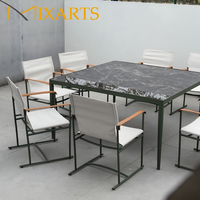 Ensemble table et chaises de repas d'extérieur moderne, portable et léger, avec structure en aluminium, accoudoirs en cuir et tissu imperméable, pour parcs, stations balnéaires et écoles