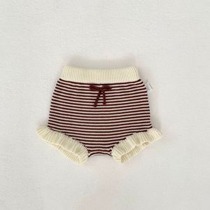 Vente chaude Automne Hiver Ensemble de vêtements en tricot pour bébé avec design ourlet en <span class=keywords><strong>bois</strong></span> doux 100% coton Pull cardigan & pantalon pour enfants - Product Image 4