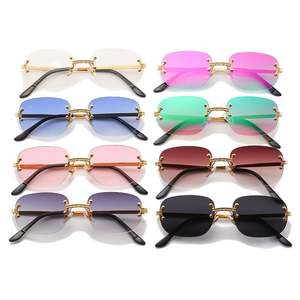 Lunettes de soleil rectangulaires en métal sans monture rétro avec logo personnalisé, UV400, petite monture, sans bordure, carrées, pour hommes et femmes - Product Image 3