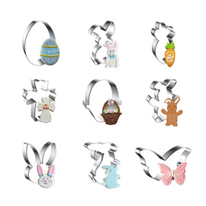 Set di Tagliabiscotti a Forma di Calice Croce e Coniglietto in Acciaio Inox per <span class=keywords><strong>Pasqua</strong></span> - Product Image 1