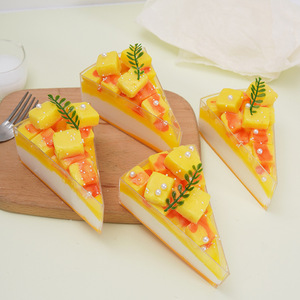 สติกเกอร์ติดตู้เย็นรูปเค้กมะม่วง Xc PU รุ่น 2024 ของเล่นอาหารจำลอง เค้กมูส ของตกแต่งร้านขนม สำหรับเด็กอายุ 8-13 ปี ใช้ได้ทั้งเด็กชายและเด็กหญิง - Product Image 3