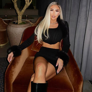 秋冬新作 ファー レディース スカートセット セクシー ファーパッチワークトップ＆ショートスカート ツーピーススカートセット 女性用 - Product Image 6