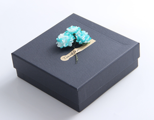 กล่องของขวัญฝาและฐานแข็งสีดำ ทำจากกระดาษแข็งคุณภาพสูง พร้อมกระบวนการตัดแบบแม่นยำและการเคลือบหนา - Product Image 1