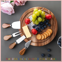 Nouvel arrivage de cadeaux de mariage pour les couples de cadeaux de réchauffement de la maison ensemble de planche de charcuterie en bambou avec 4 couteaux