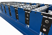 Machine de formage à froid facile à utiliser pour la production de panneaux de caisses de camions, de conteneurs et de plaques latérales en acier