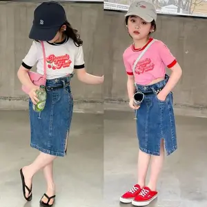 クールな女の子のTシャツトップ2個の新しいファッションブルージーンズドレススウィートキッズ服夏の韓国スタイル