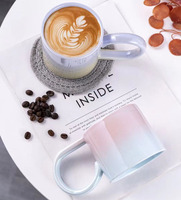 Tasse à café en céramique de couleur dégradée émaillée perle créative tasse à eau légère de luxe ins guft